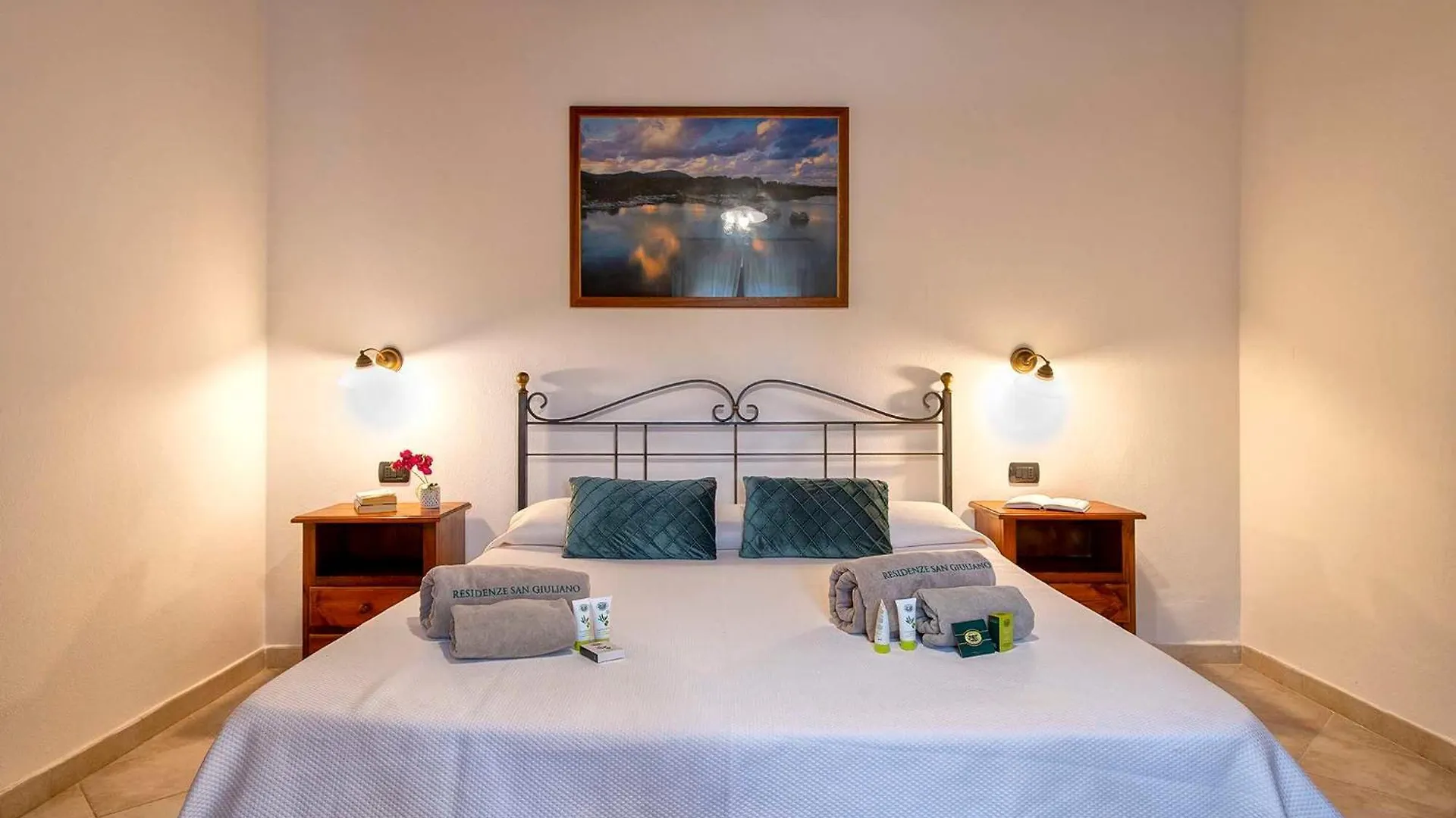 Villa Ginestre Cottage With Pool In The Nature Park Of Porto Conte Santa Maria la Palma