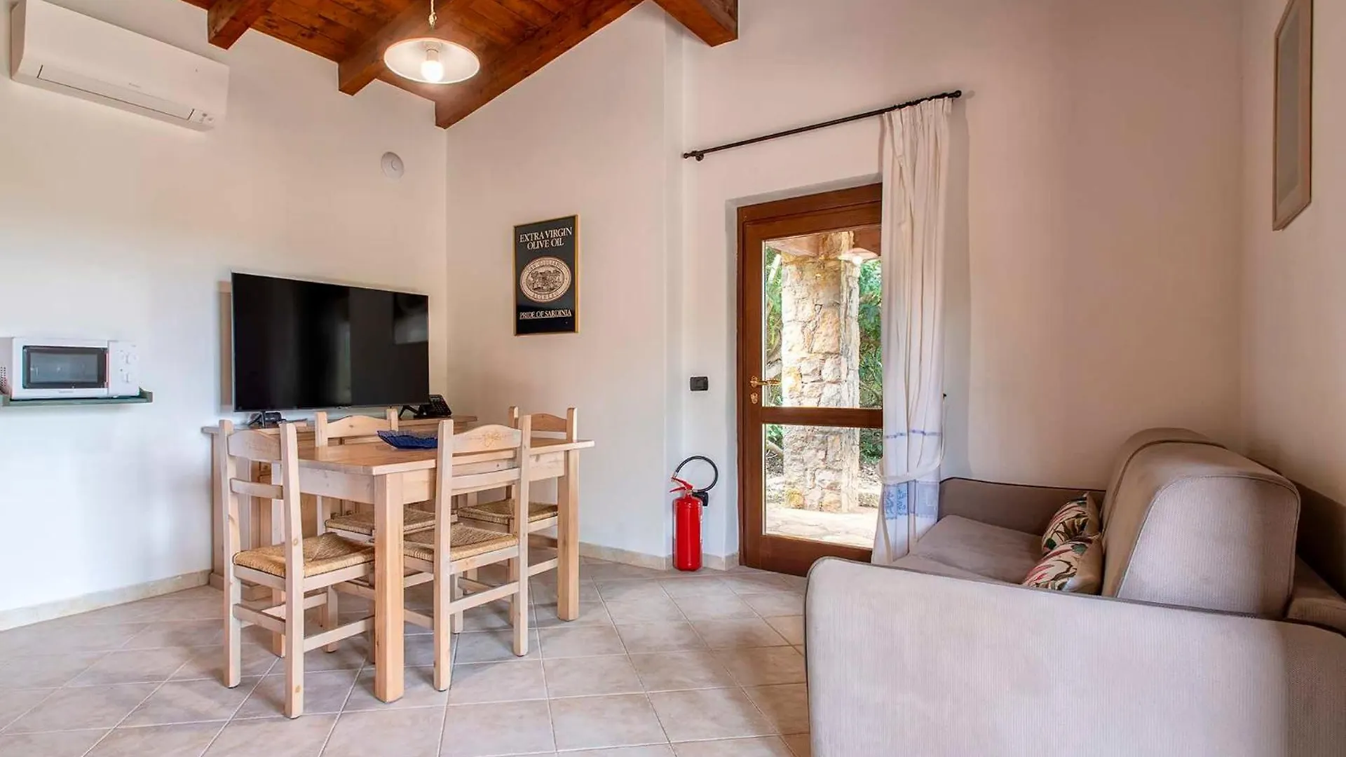 Ginestre Cottage With Pool In The Nature Park Of Porto Conte Santa Maria la Palma