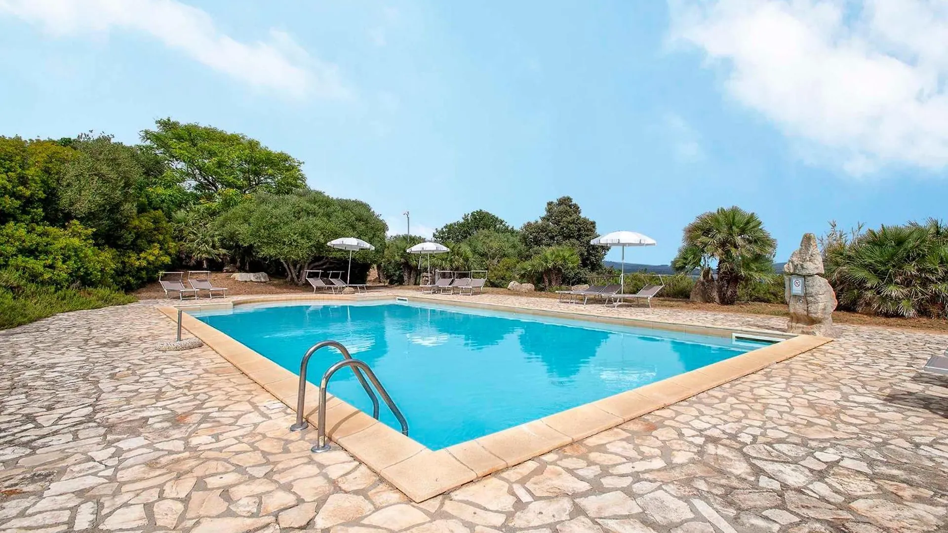 Ginestre Cottage With Pool In The Nature Park Of Porto Conte Santa Maria la Palma
