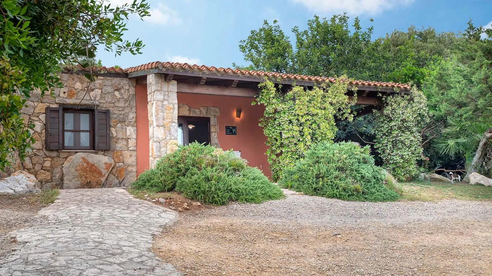 Villa Ginestre Cottage With Pool In The Nature Park Of Porto Conte Santa Maria la Palma